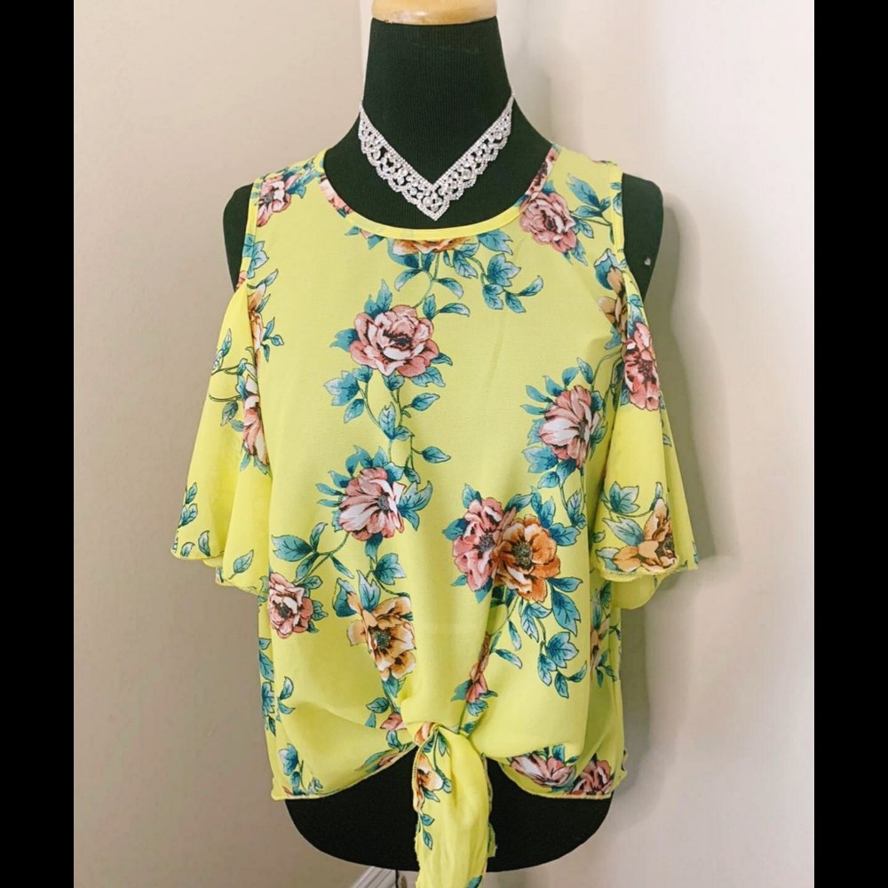 🌼Live 4 Truth Blouse🌼